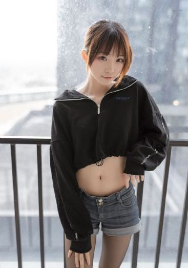 国产剧情调教系列之红色妖姬_BD高清完整版