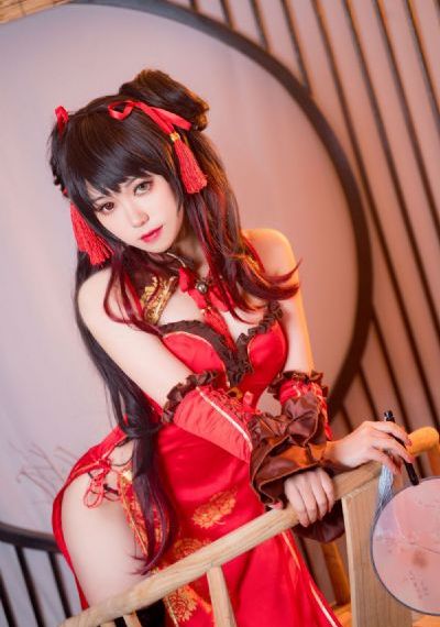 九九九伊在人_HD动漫在线观看