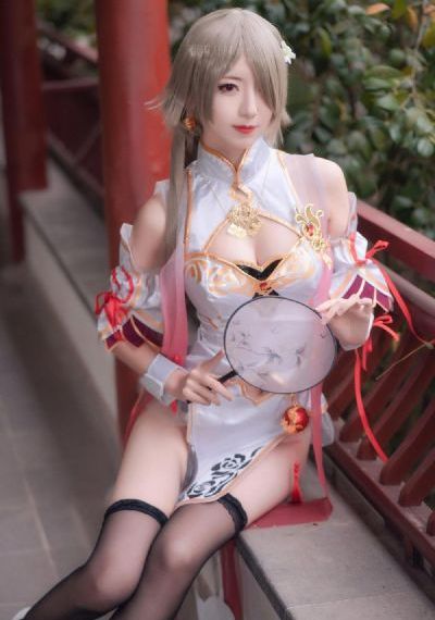 正在播放白嫩极品美乳视频动漫_720在线视频观看
