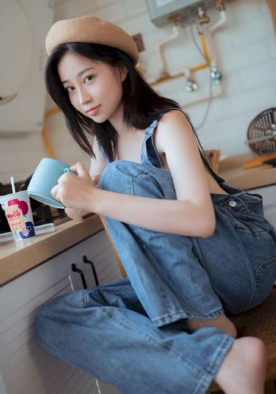公交车饱满的乳被揉捏玩弄_BD国语免费观看最新