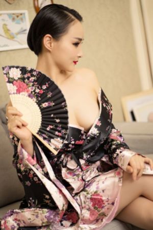 制服丝袜久久蜜桃_在线视频免费观看