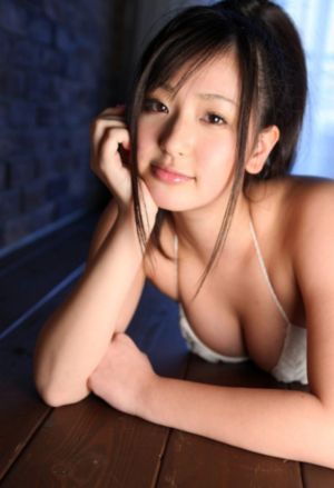 小荡货公共精厕尿壶_高清完整版免费在线观看