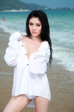玩弄邻居少妇高潮潮喷的经历_BDHD高清在线观看