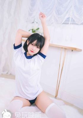 夜玩亲女裸睡的小妍H_HD在线播放