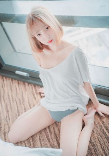 我和亲妺在客厅作爱_国产剧在线播放观看