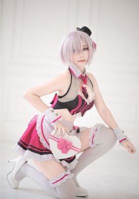 美女又黄又爽_BD英语全集免费播放