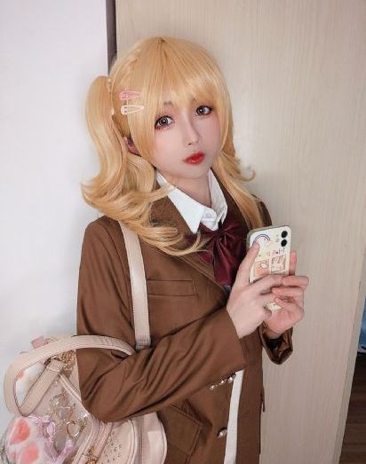 欧美自拍日本高清_720手机在线看